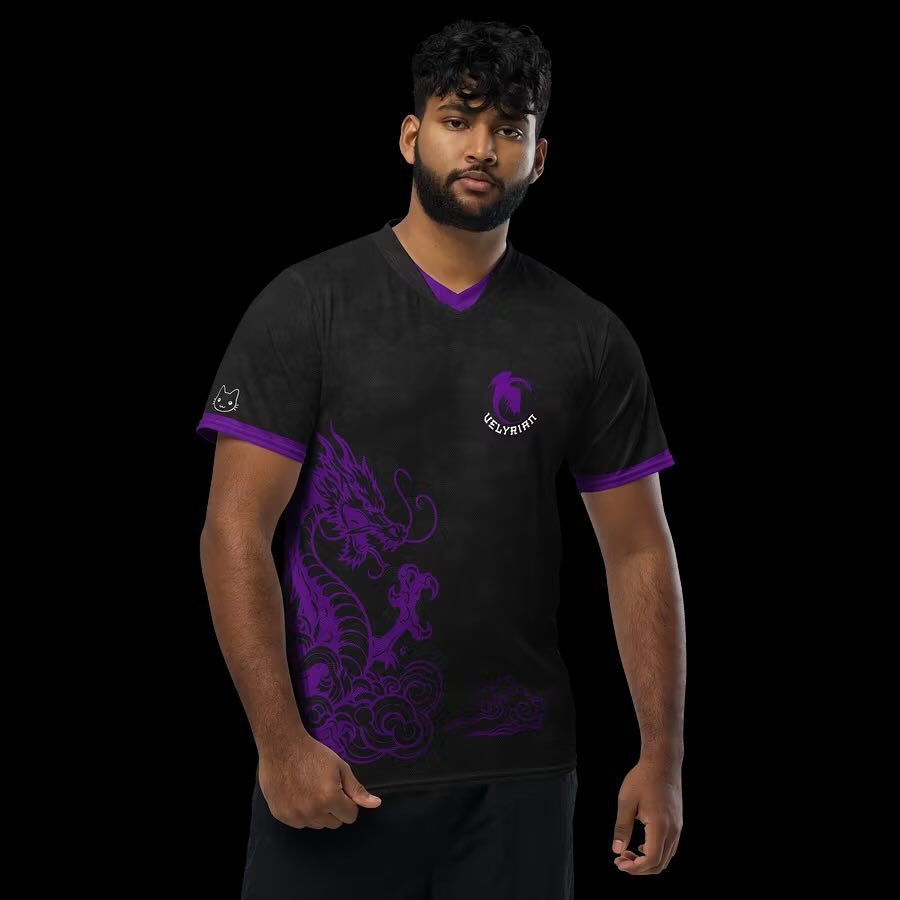 GingerAleShop's tweet image. A big THANK YOU to @Velyrian_ for trusting me to make this CUSTOM dragon jersey for her!