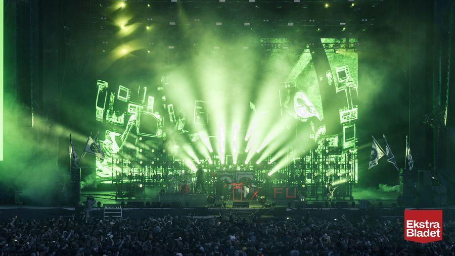 Helt håbløst: Kortslutning på Copenhell ekstrabladet.dk/musik/koncert_…