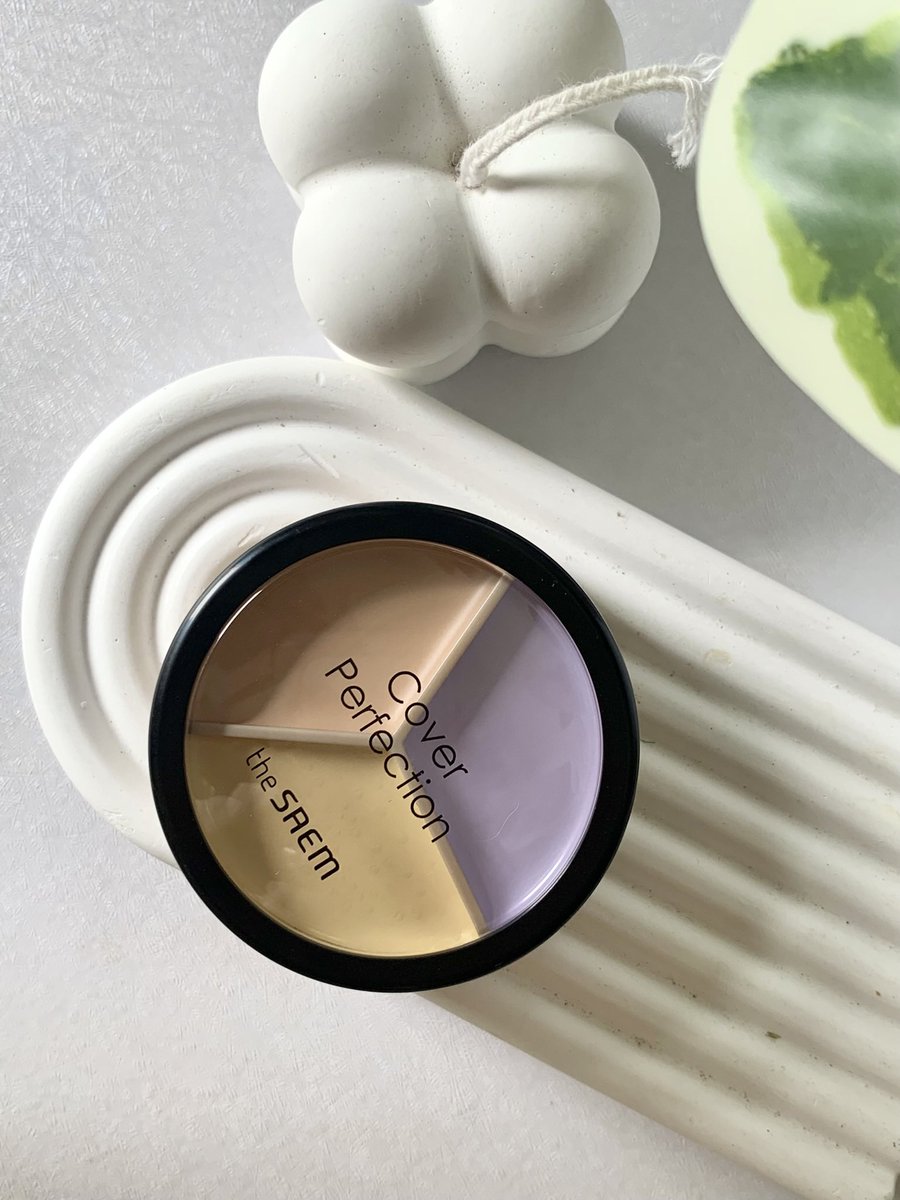 pimlucky03's tweet image. The Same คอนซีลเลอร์เขาดีอยู่ละ  มาลองตัวนี้บ้าง ก็โอเคดีนะ ปกปิดดี พกพาง่าย 

ตอนนี้ เบอร์ 01,05 มีให้ลุ้น photo card 2EA ด้วย

พิกัด : s.shopee.co.th/8AKTMmeHhK

#thesame #2EA #ป้ายยา #concealer