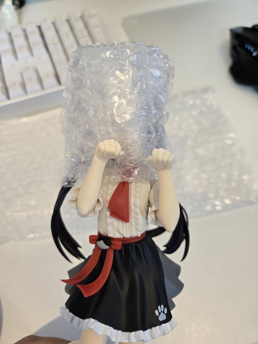 elypha_'s tweet photo. …だれ？ https://t.co/V3aDlsJyTI
