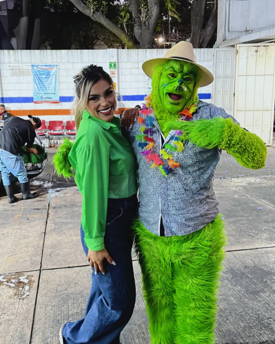 VictorR75259459's tweet photo. @SadoTechEvents Hola
Buena noche
Aquí su amigo "El Grinch más viral de Tlalpujahua Michoacan" https://t.co/MWzWekZCLr