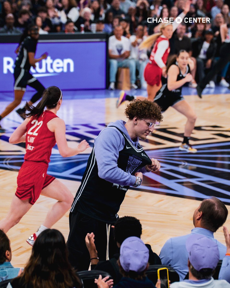 Chase Center (@chasecenter) on Twitter photo Can always count on <a href="/brandinpodziem2/">Brandin Podziemski</a> to be courtside cheering on the <a href="/valkyries/">Golden State Valkyries</a> 🤝 Can always count on <a href="/brandinpodziem2/">Brandin Podziemski</a> to be courtside cheering on the <a href="/valkyries/">Golden State Valkyries</a> 🤝