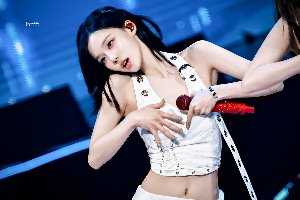 Serendipity_wt's tweet photo. 20250619 MyK FESTA

#윈터 #winter 
#에스파 #aespa https://t.co/AJGfjl1iGQ