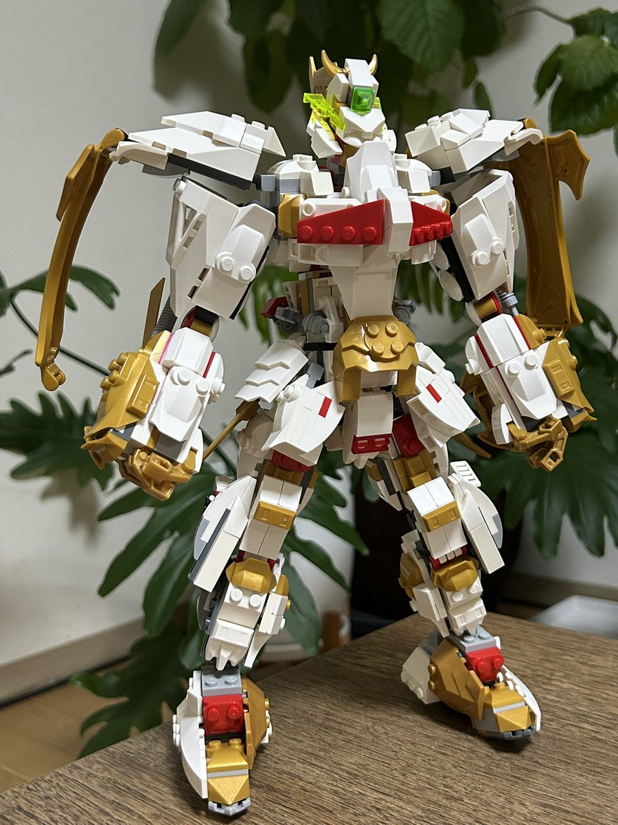 lego_billund's tweet photo. レゴでオリジナルロボ作りました
#LEGO #レゴ
#legomech #legorobot https://t.co/JO6JzBEHNK