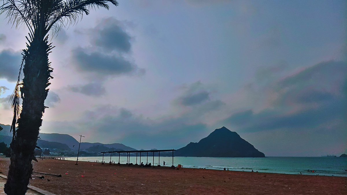 صباح الخير البريقه 🌊☕
