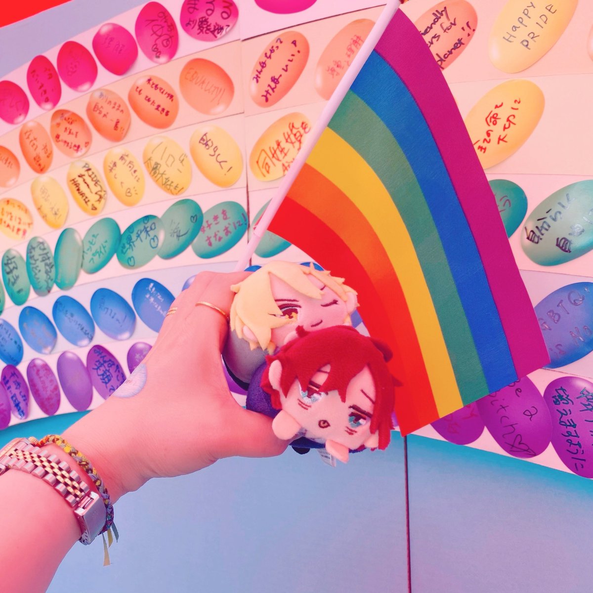 先日のLGBTQ+の祝典、Tokyo Pride2025にもちたちもいったもちよ。ママは企業ブースでサポーターしたもちけど、自社ブースは撮影できないので、よその企業さまの素敵なブースもち。