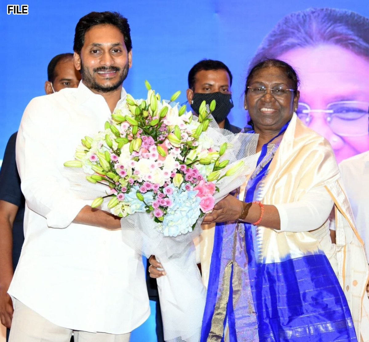 ysjagan's tweet photo. Heartfelt birthday greetings to the Hon’ble President of India, Smt. Droupadi Murmu Ji. Wishing her continued happiness, good health, and unwavering strength in her dedicated service to the nation.

@rashtrapatibhvn https://t.co/gLWaHY4nlT