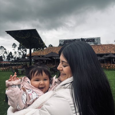 PenuelaNicol's tweet photo. Un día te pedí y Dios me respondió él sabía que yo necesitaba de ti para volver a vivir 🫶🏻🧸 https://t.co/wOBEbQNQ7O