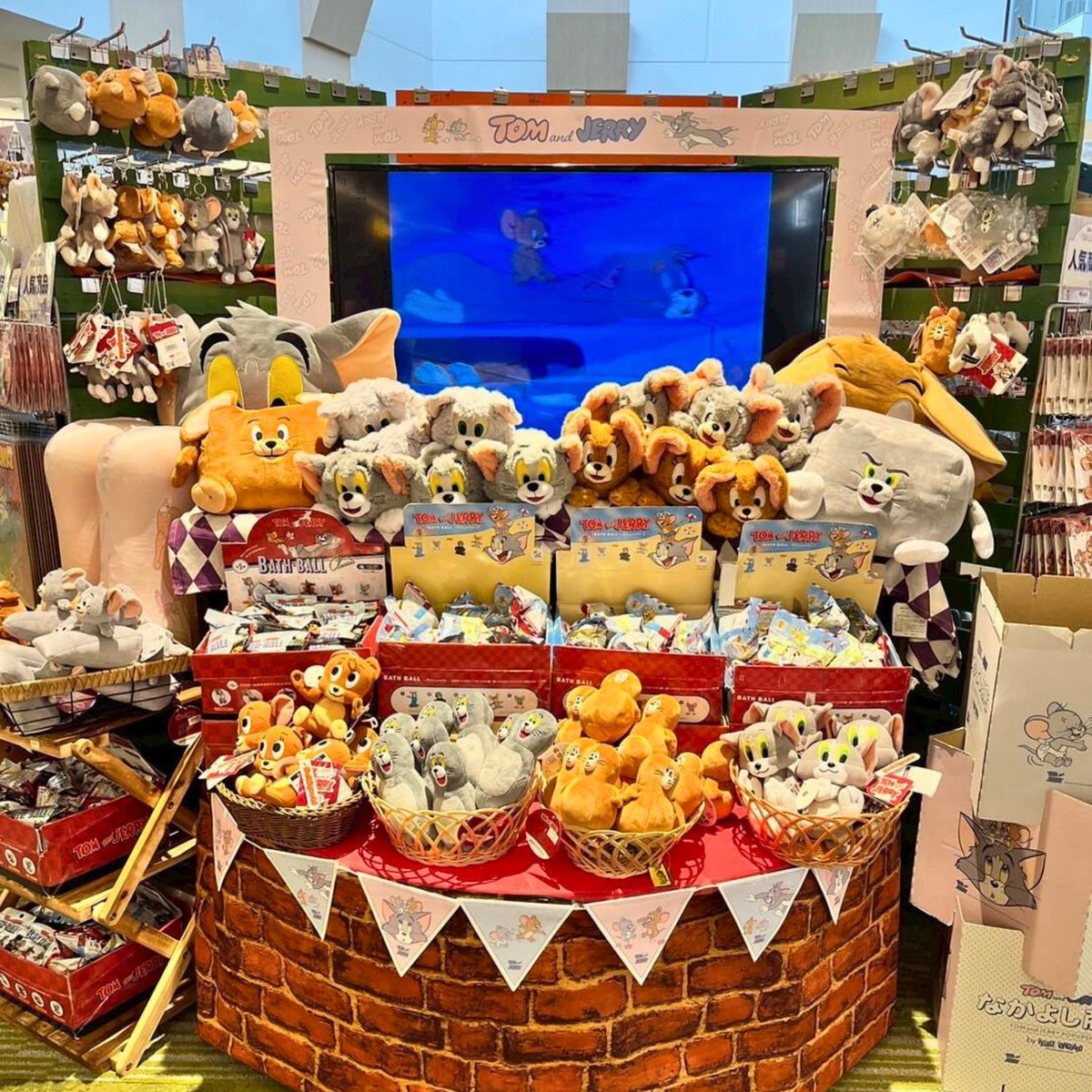 トムジェリなかよし商店 開催中！✨／ ニューレトロな #トムとジェリー