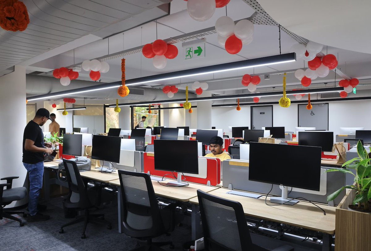 🎉 We’re delighted to announce a major milestone for our world class team in India: Our new expanded Couchbase office in Bangalore is officially open! 🎉
Our Prestige Poseidon space is bigger than our previous space and was designed with our values in mind to showcase how we play