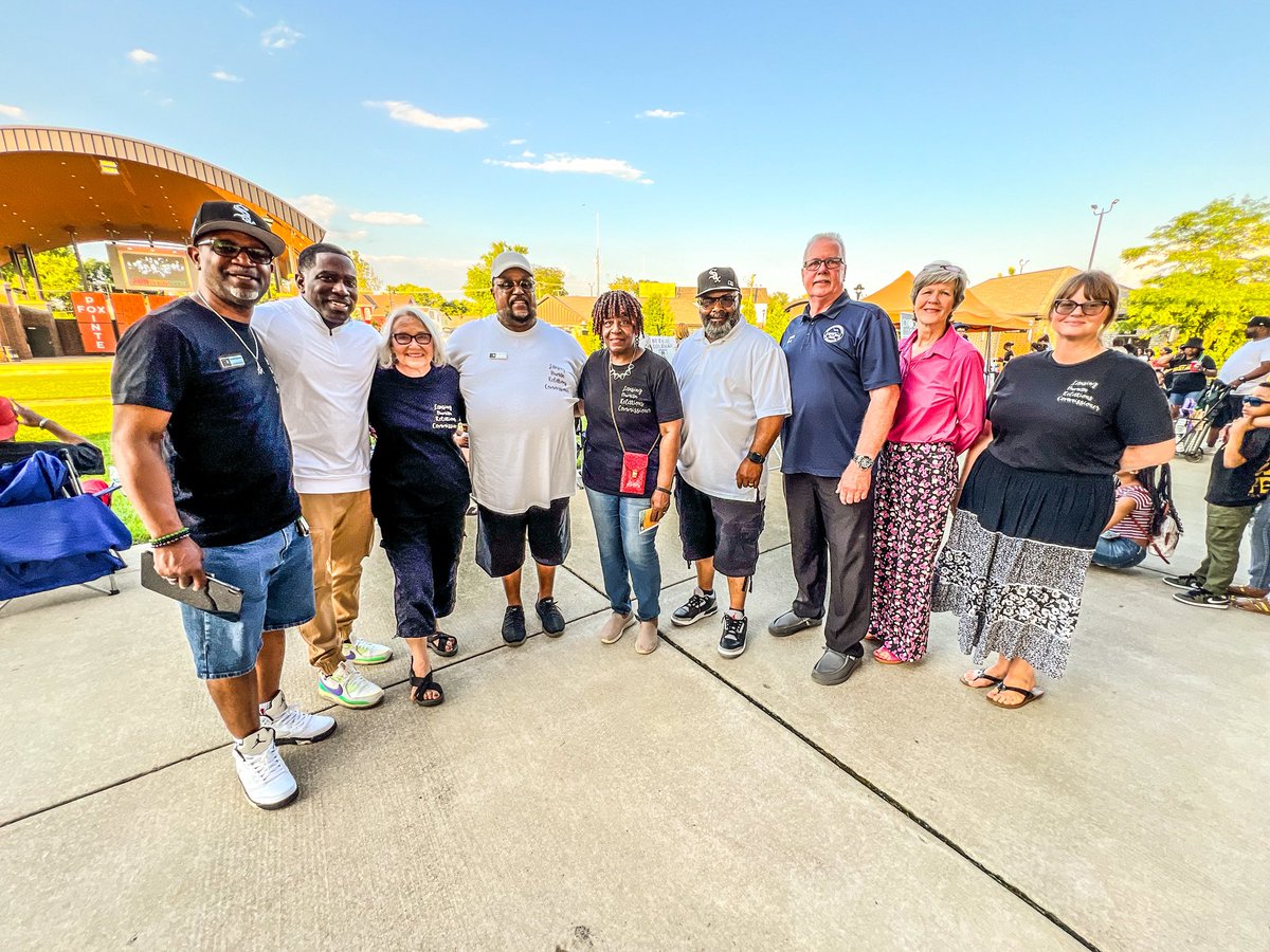 Repevans33's tweet image. I joined Mayor Hardy and the Human Relations Commission for a powerful event in the beautiful Village of Lansing. Honored to stand with leaders who are committed to justice, equity, and inclusion every day—not just on holidays.
Let’s keep the spirit of Juneteenth alive all year…