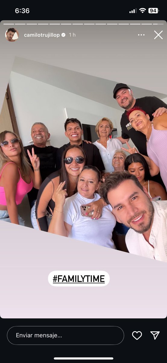 MelGa111's tweet photo. Que risa me dan esos haters que trataban a Emiro de acosador con Camilo

Y Camilo feliz con Emiro llevándolo a su casa con su familia 

Eres increíble Emiro 💜✨

#ToxiMiroGate https://t.co/jNhBgZ3k2h