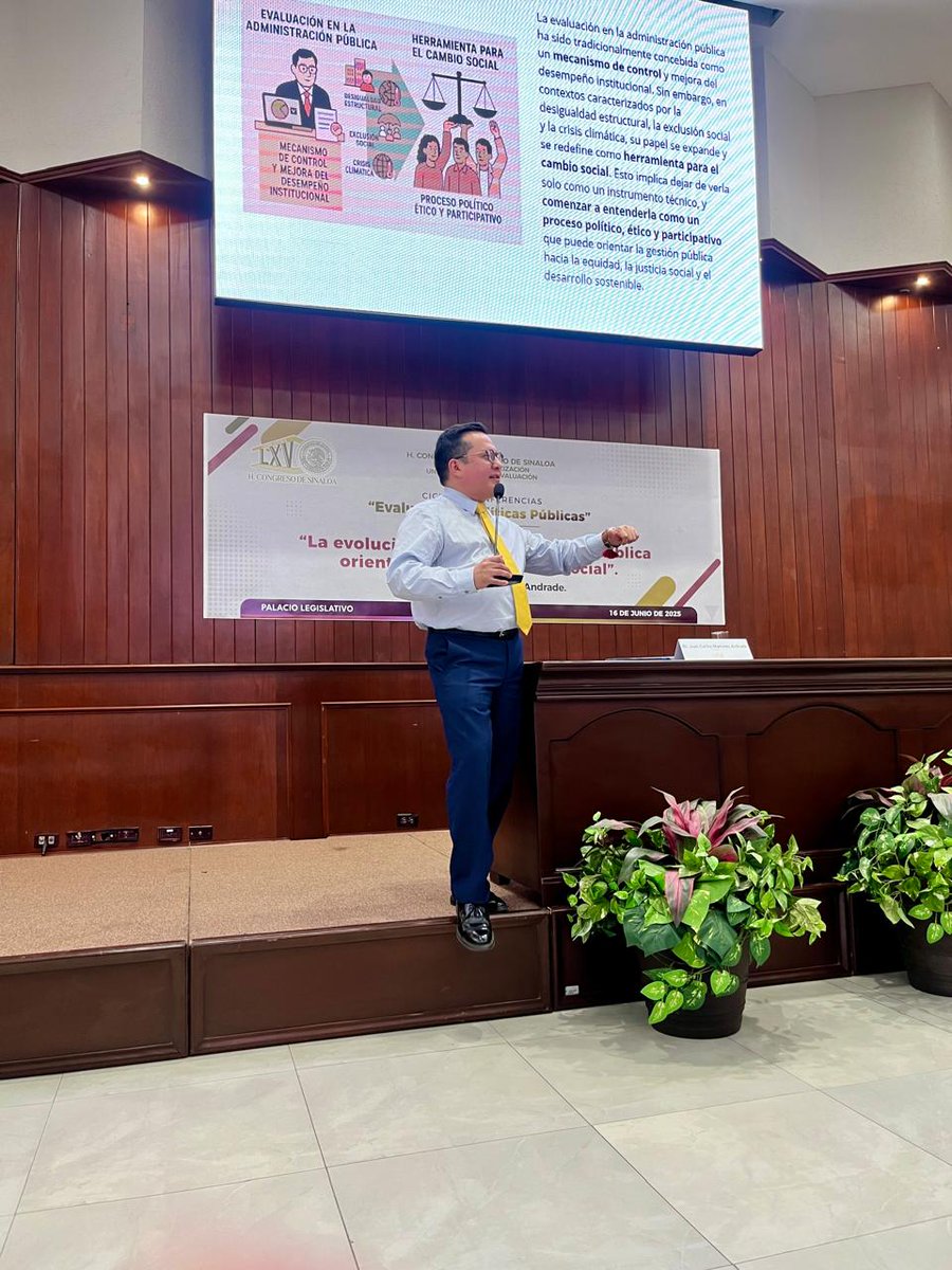 El Dr. Juan Carlos Martínez Andrade participó en el  ciclo de conferencias «Evaluación y Políticas Públicas», que fue organizado por la Unidad Técnica de Evaluación de la Comisión de Fiscalización del Congreso del Estado de Sinaloa. Expuso el tema «La evolución de la