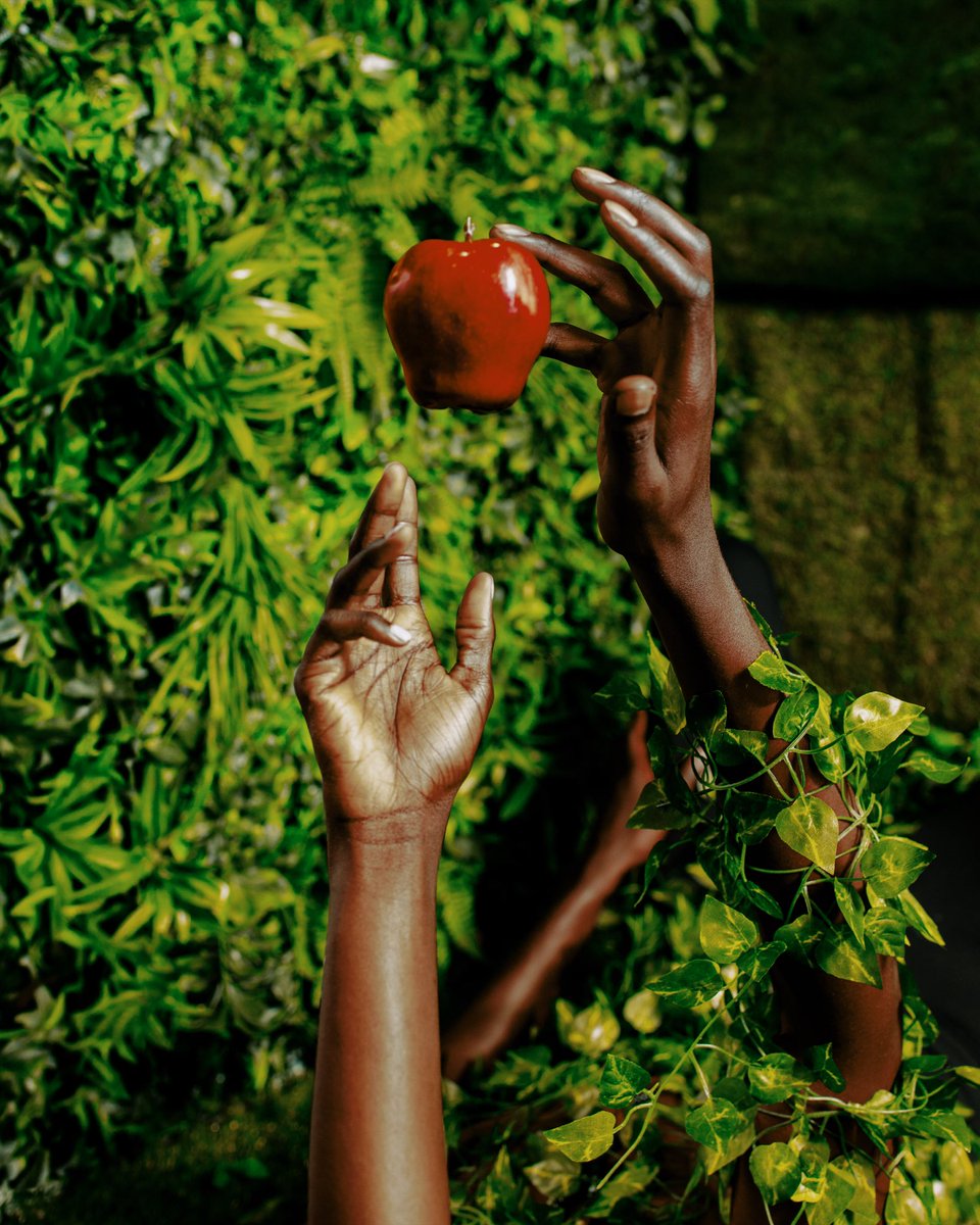 boshnovart's tweet photo. “Adam &amp; Eve” 2025

📸: by novART https://t.co/XirN3ss6j4