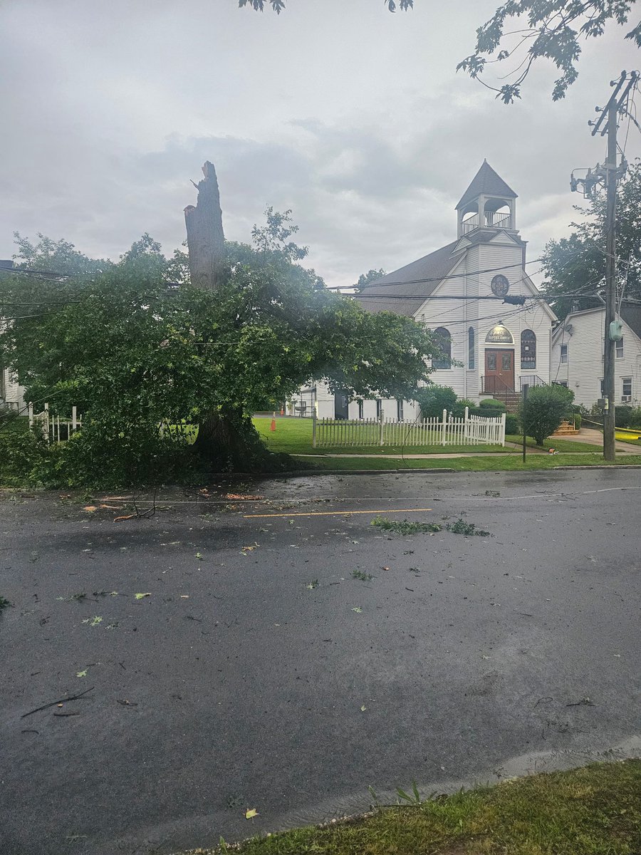 Hugh Welsh (@hughcwelsh) on Twitter photo A lot of wind damage in Cranford with power out Here on High Street trees down and damaged cars #n12stormwatchers <a href="/DaveCurren/">Dave Curren</a> <a href="/LaurenDue12/">Lauren Due</a> <a href="/JGodynick/">Justin Godynick NBC10</a> A lot of wind damage in Cranford with power out Here on High Street trees down and damaged cars #n12stormwatchers <a href="/DaveCurren/">Dave Curren</a> <a href="/LaurenDue12/">Lauren Due</a> <a href="/JGodynick/">Justin Godynick NBC10</a>