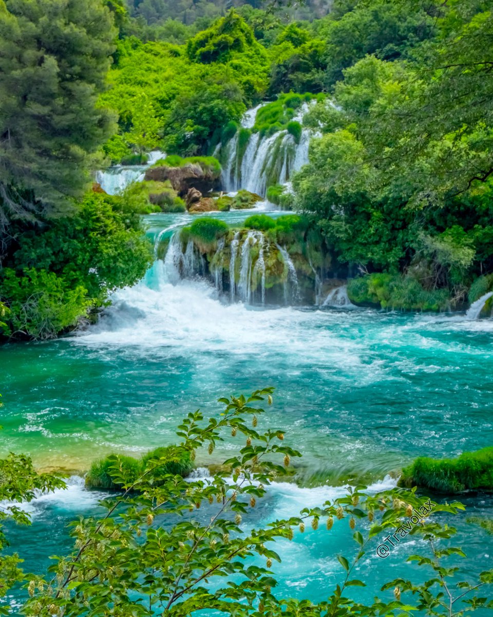 Travolax | Travel & Destinations (@travolax) on Twitter photo Refreshing — Krka National Park, Croatia 🇭🇷 Refreshing — Krka National Park, Croatia 🇭🇷