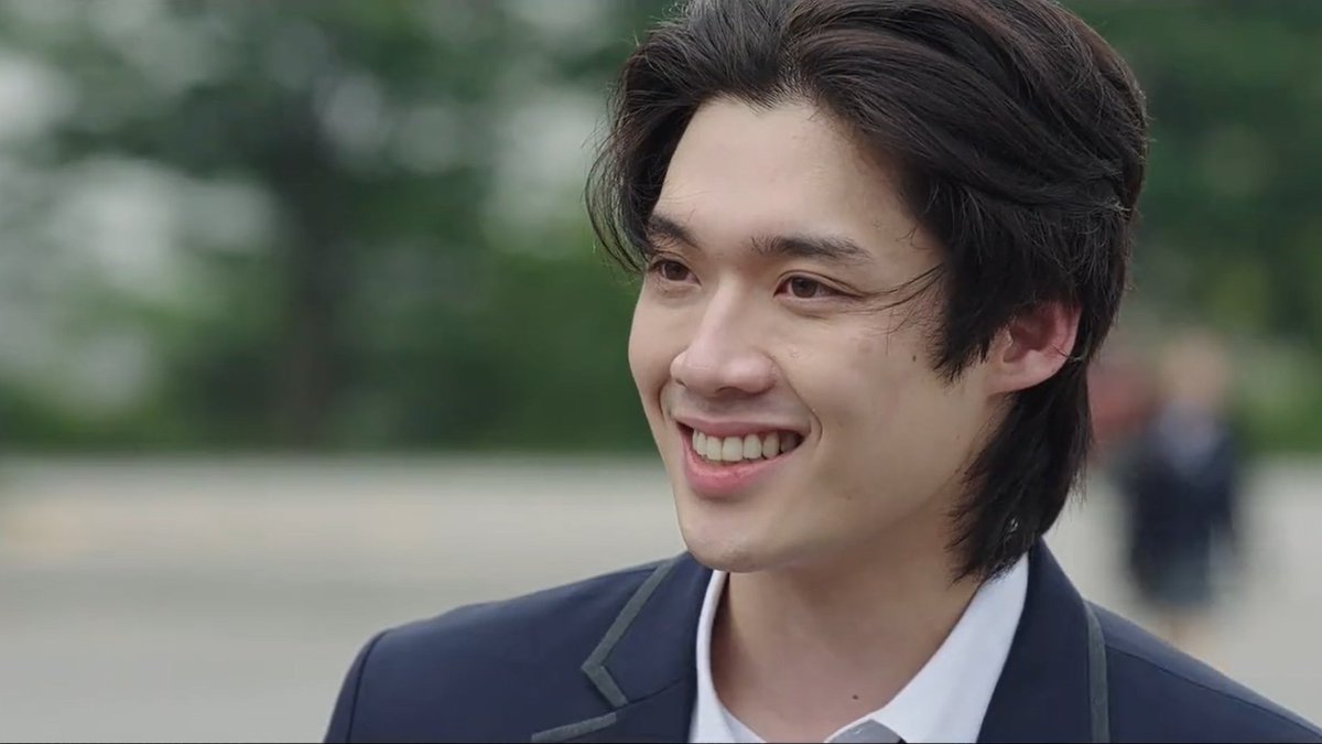 scenebytsin's tweet photo. My Type 🔥🔥🔥

#IAmARunningMate https://t.co/rhf4H2dgAQ