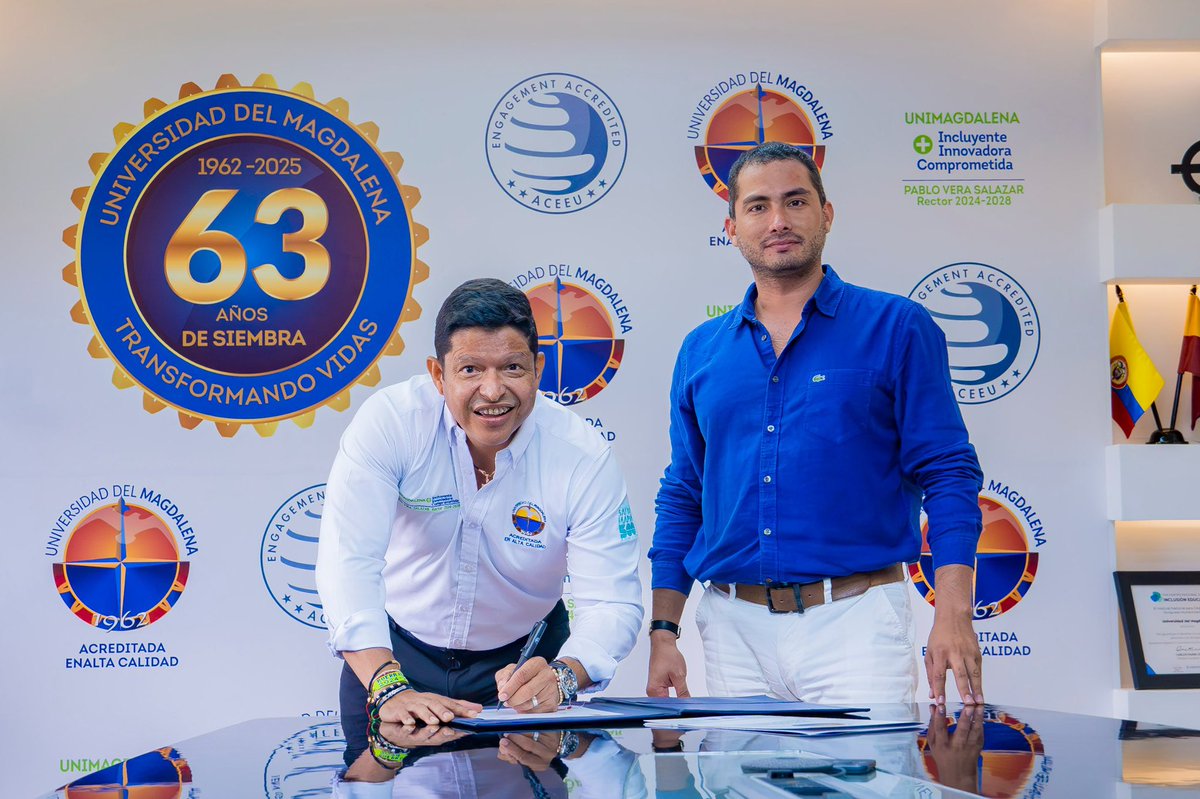 🤝 Llevamos a cabo un primer encuentro con <a href="/EspochRio/">ESPOCH</a>, orientado al fortalecimiento académico y científico en temas ambientales. Nuestro rector, <a href="/pverasalazar/">Ing Pablo Vera. Phd</a>, y el doctor Carlos Mestanza firmaron una carta de intención con miras a una alianza interinstitucional.🌎♻️

#UMTeCuenta