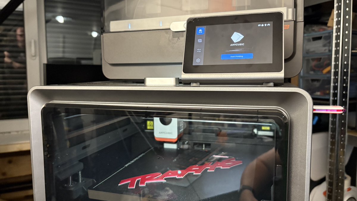 zachary3dprints's tweet image. Nice wall art logo from @Traxxas by Robert G Ritzenhaler on @printablescom
Looking great with @Polymaker_3D PETG Filament 🤩
Printed on the @anycubic3dprint Kobra S1 Ace Pro combo