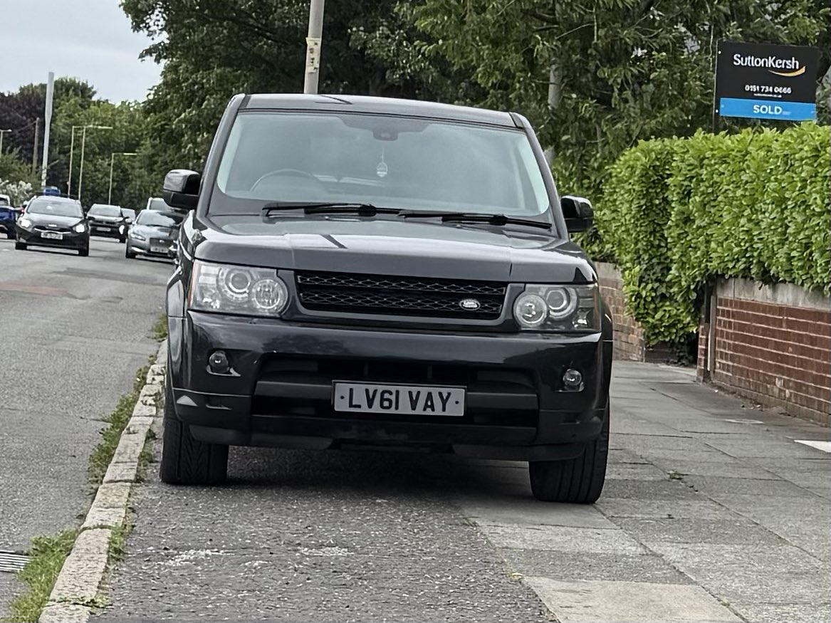 BadParkingLpool's tweet image. What the purpose of these tinted plates.. evades cameras or vanity?