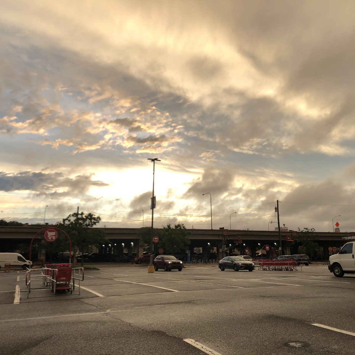gradychambers87's tweet image. Not me tearing up at the beauty of the earth down here at the Target parking lot
