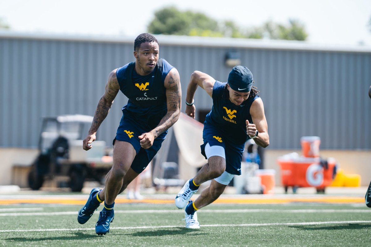 Check out the young bull Dawayne Galloway getting to it going on week 3 of being on campus he said he’s already up 7lbs 👀💪 show them what it’s all about man you are made for this! Let’s go WVU.