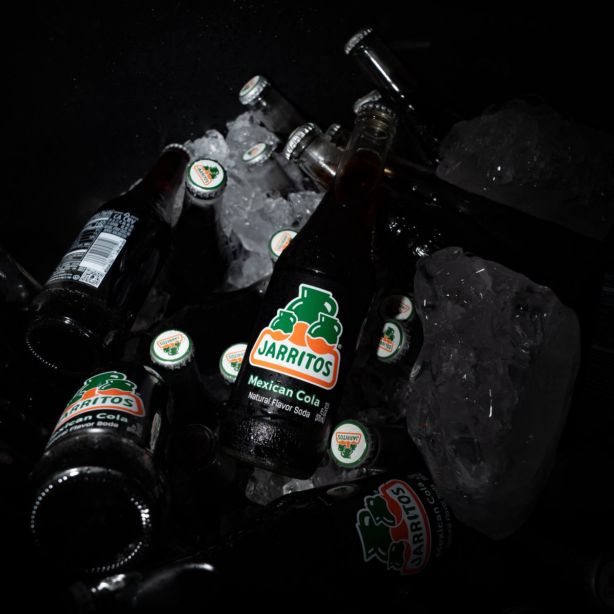 Jarritos's tweet image. Hope your Juneteenth has been going well, familia 🧡

Let’s close out the day with something super good - another Jarritos Cola giveaway!

To enter:
⭐️ Follow @Jarritos
⭐️ Like and repost this post
⭐️ Reply below “Happy Juneteenth!”