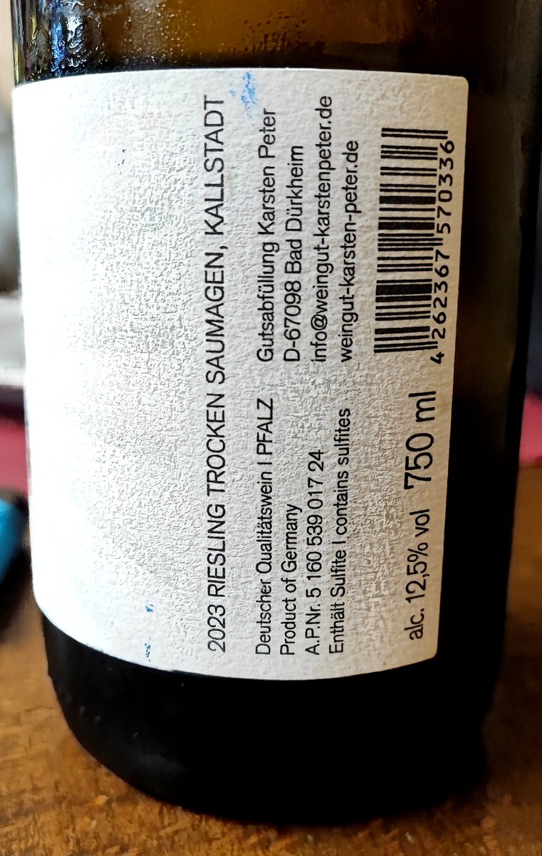 Cata rápida del #vino PETER KARSTEN SAUMAGEN 2023 (Pfalz)-Gas, fruta blanca fresca. Ágil, cítrico, acidez alta, fresco, mineral, persistente. Joven pero accesible. 94 ptos #Sibaritastur