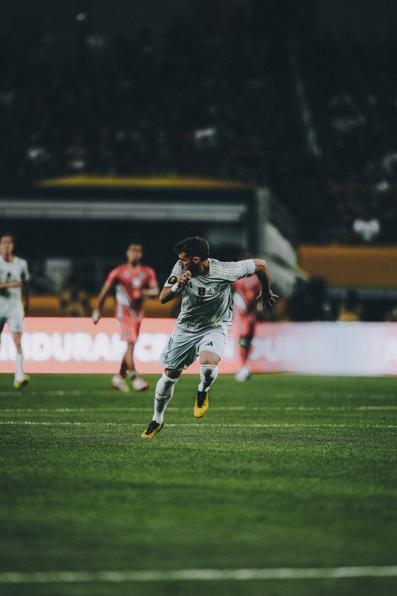 Santgimenez_'s tweet image. +3️⃣🤝🏻🇲🇽