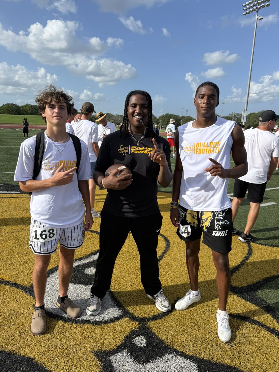 Major Roecker tweet media