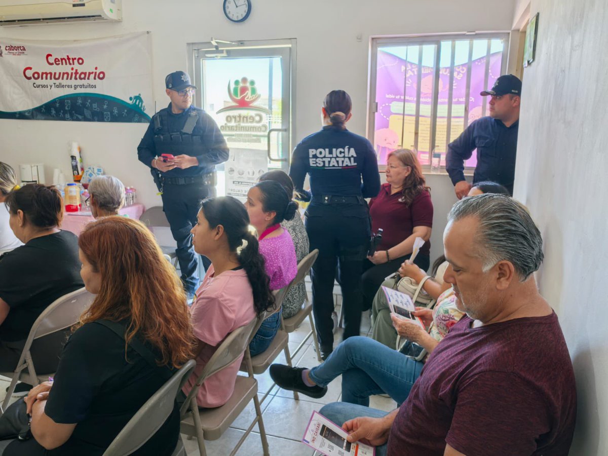 ErikaGu43556331's tweet photo. Centro Estatal de Prevención del Delito y Participación Ciudadana en coordinación con Ayuntamiento de Caborca y mesa de seguridad se realizó una reunión vecinal en el Centro Comunitario, Colonia Santa Cecilia, dando conocer las acciones de las Jornadas Permanentes Por La Paz. https://t.co/QxbtERuxVx