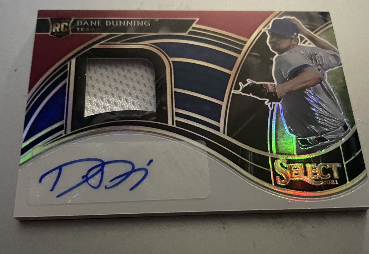 Last one for tonight. Dane dunning select /99 $4

#cheapCards