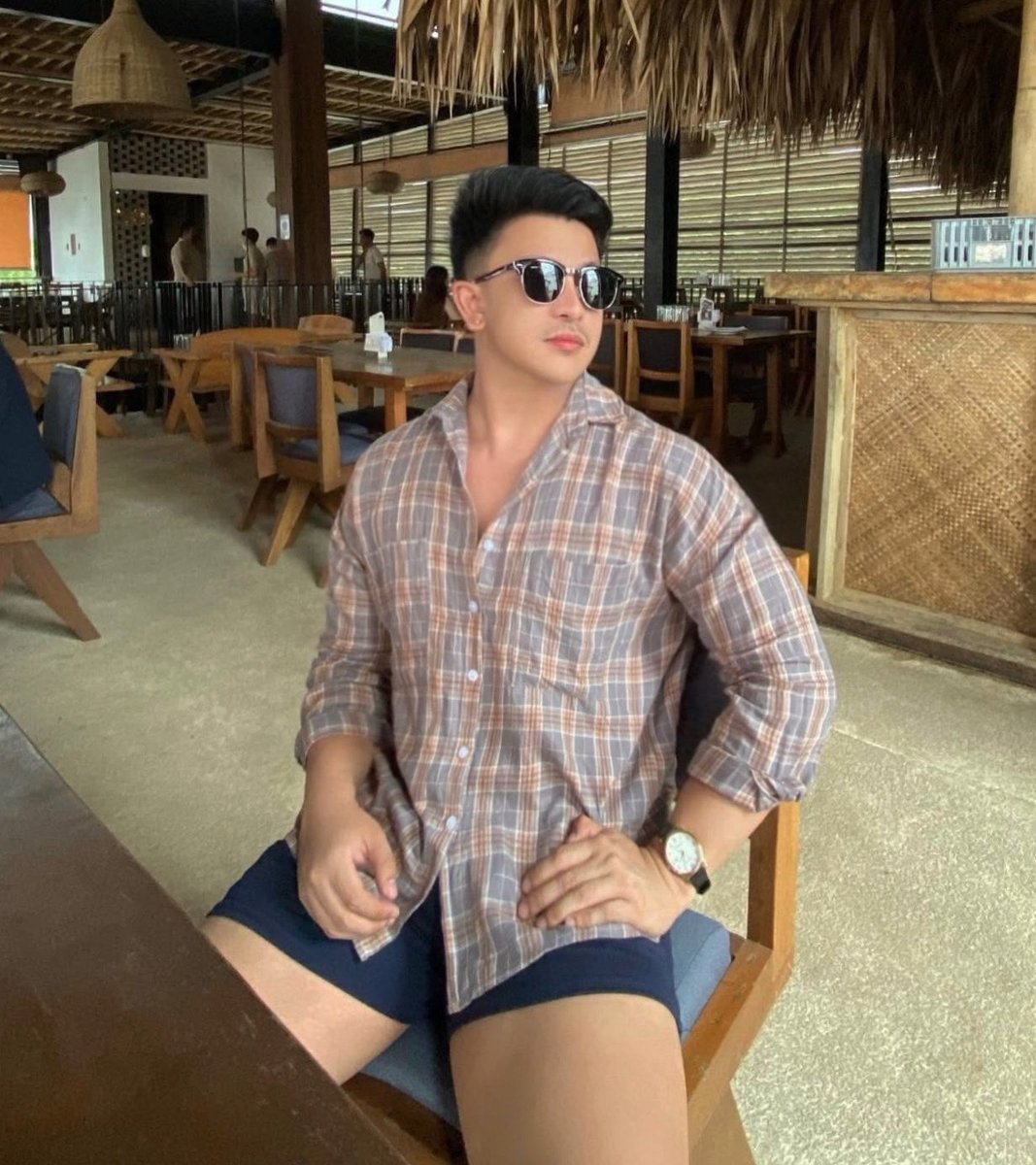 LF top na may tats fingerin nyo nga ko!