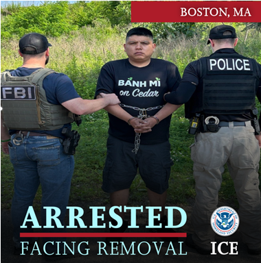 EROBoston's tweet image. ICE @EROBoston in partnership with ICE @HSINewEngland & @FBIBoston arrested a fugitive wanted by Mexican authorities for killing a government official in New Haven, CT. Mexican authorities say he is a member of the Los Pochos gang.
Details posting soon on ICE.gov/newsroom