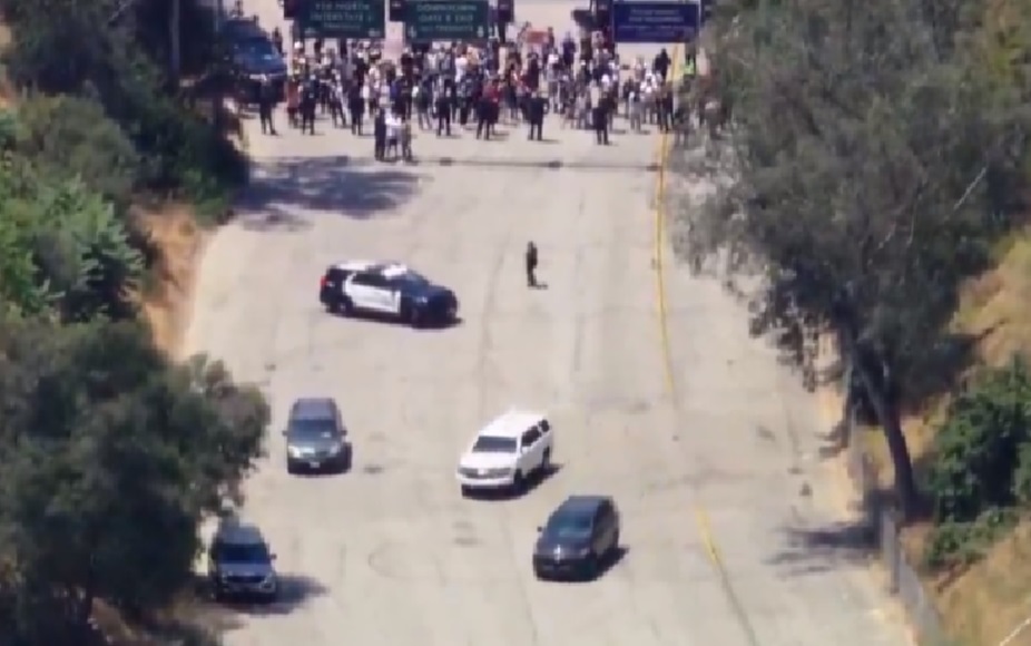 El equipo de Los Dodgers niega la entrada a su estadio a agentes de ICE. | Billie Parker Noticias billieparkernoticias.com/el-equipo-de-l…