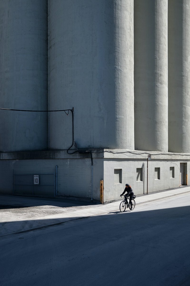 #streetphotography #photo #photography #montreal #cycling