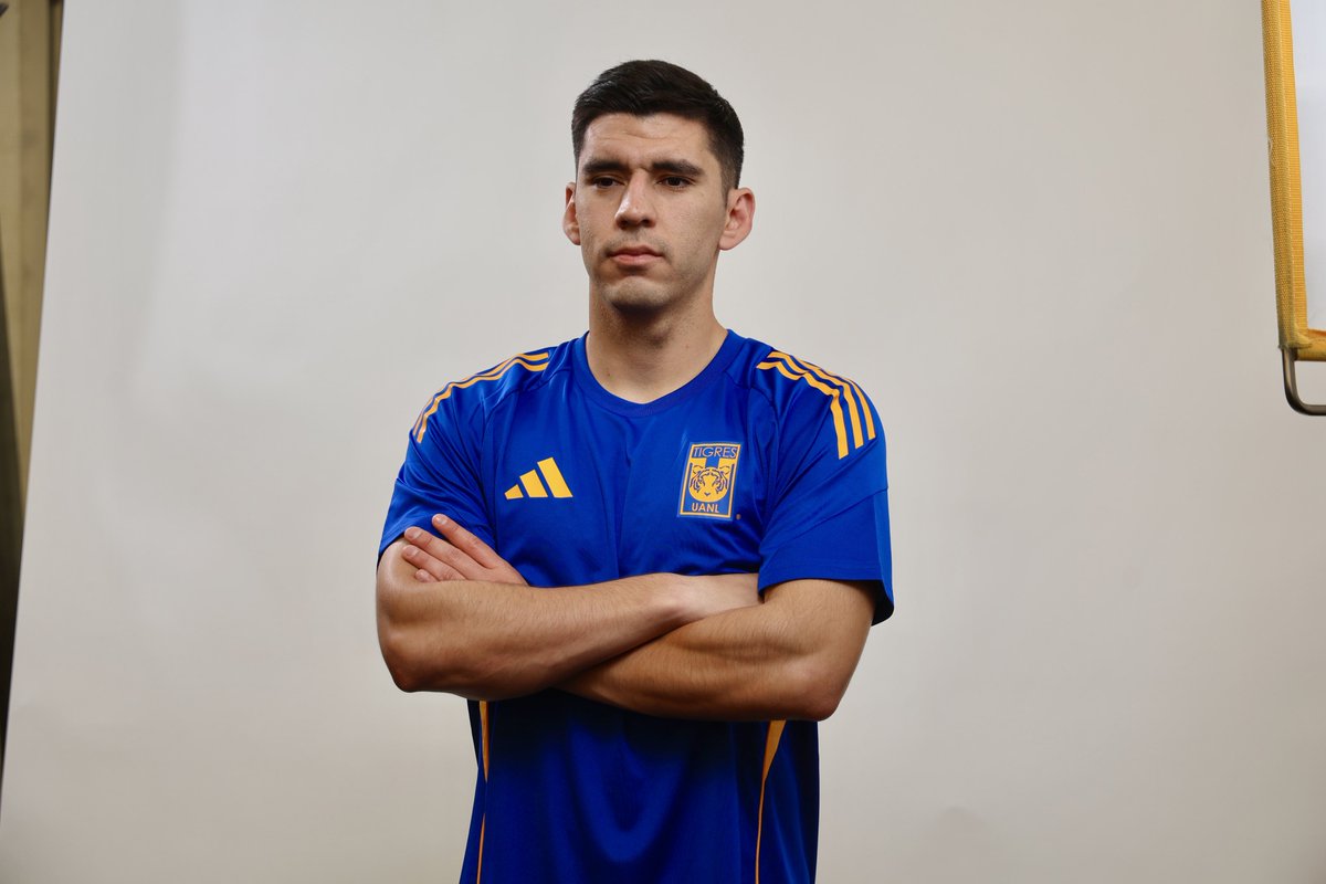 📸🔝 ¡Hoy tocó vestirse de gala y poner las mejores poses en el Marketing Day de cara al Apertura 2025!

¡Mucha facha, equipo! 🤩