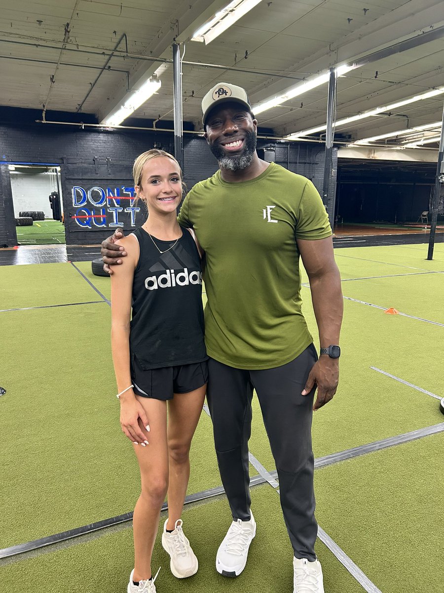 avery_price6's tweet photo. The work you put in when no one is watching is what sets you apart  @TSSpeedAcademy. “Let’s get it, let’s go!!

@Org_LLG 
@LLGCOACH 
@Stewarthr22 
@MattAlberghini 
@whitjones25 
@SBRRetweets 
@Day1toD1 
@ExtraInningsSBC 
@TOP_D1RECRUITS 
@CoastRecruits https://t.co/IJBoLAQM4T