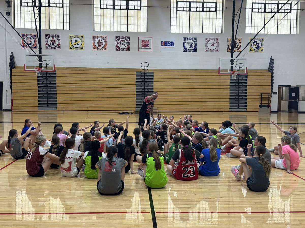 LWC Girls Basketball tweet media