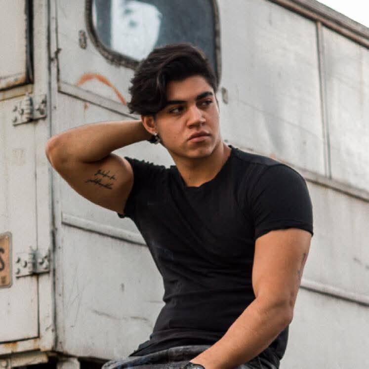 Entrevista con el actor Asbel Ramses.
La entrevista completa la puedes disfrutar en nuestro canal de YouTube en el siguiente link:

youtube.com/watch?v=IYf9TM…

Brief News MX agradece a Lilian Alzate y a Fernanda Segura por todas sus atenciones para la realización de esta entrevista.