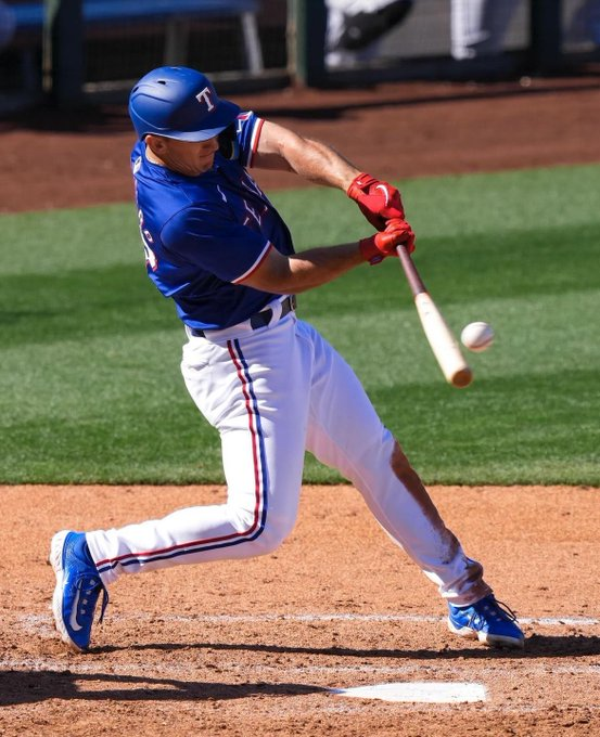 Simple Hitting.
Hitters.
Look at the piping on back thigh.
It angles backwards.
Why?
Because he's in his legs.
It's what it's supposed to look like.