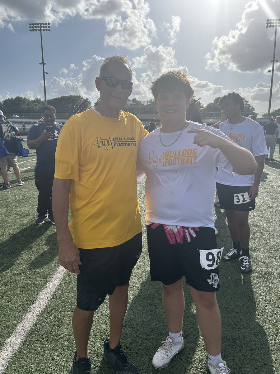 Everett Muñoz tweet media