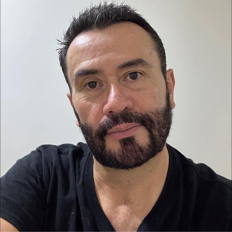 Entrevista con el actor Antonio Montes.
La entrevista completa la puedes disfrutar en nuestro canal de YouTube en el siguiente link:
youtube.com/watch?v=VqHuR8…
Brief News MX agradece a Lilian Alzate y a Fernanda Segura por todas sus atenciones para la realización de esta entrevista.