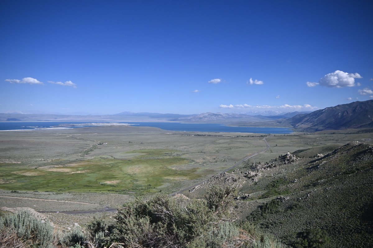 TomNakamura's tweet photo. It was beautiful to drive south the #US395 along the #SierreNevada mountain range. #ε½ι395 #ηΎγγζ―観 #γ·γ§γ©γγγε±±θ https://t.co/Q3iADS2k6r