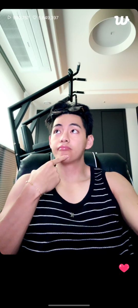 vantave's tweet image. TAEHYUNG OMG