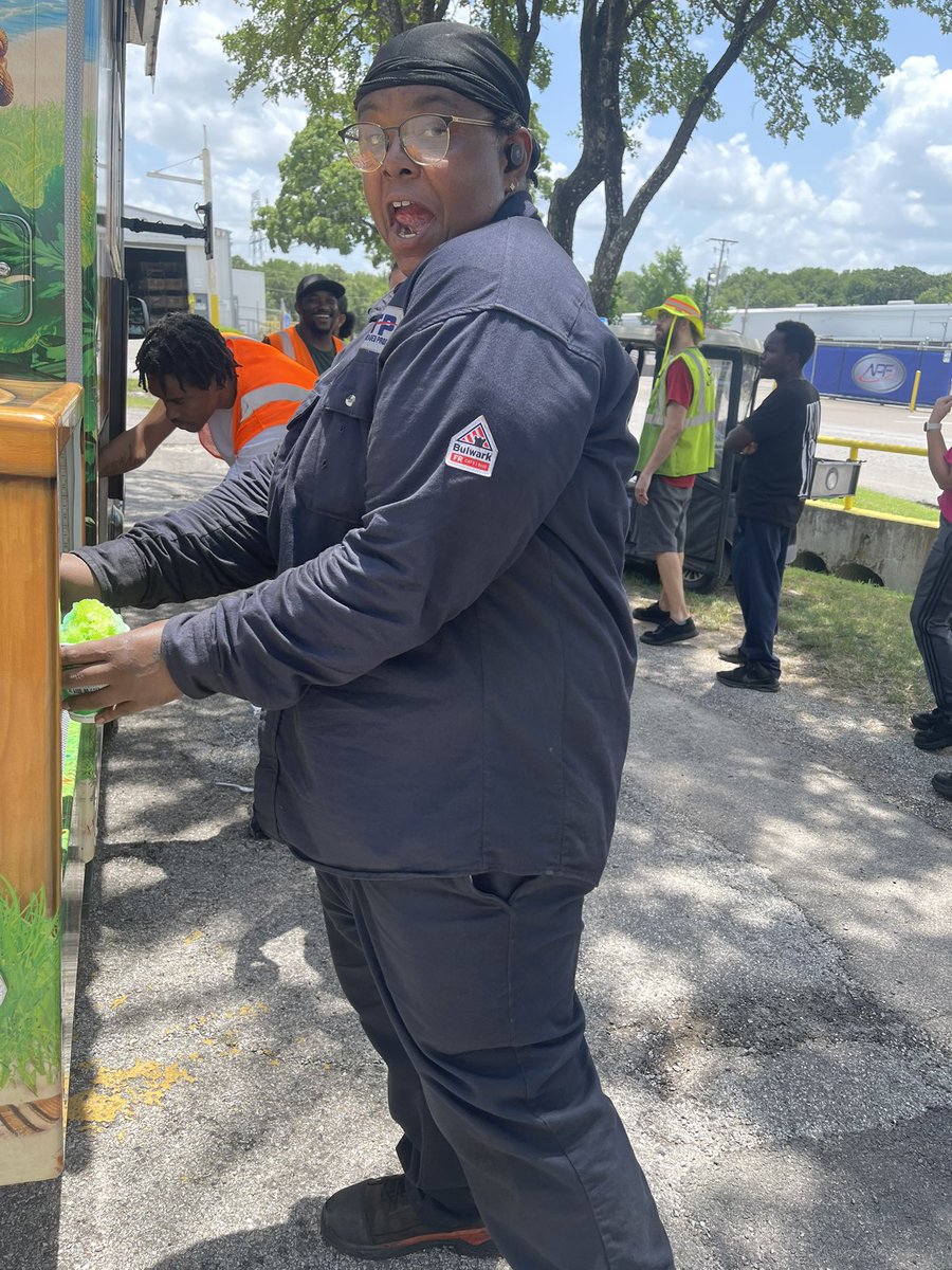 AllProFasteners's tweet photo. Juneteenth 2025 Celebration at All-Pro!  Great day for Kona Ice!! https://t.co/F4jzbxMGHs