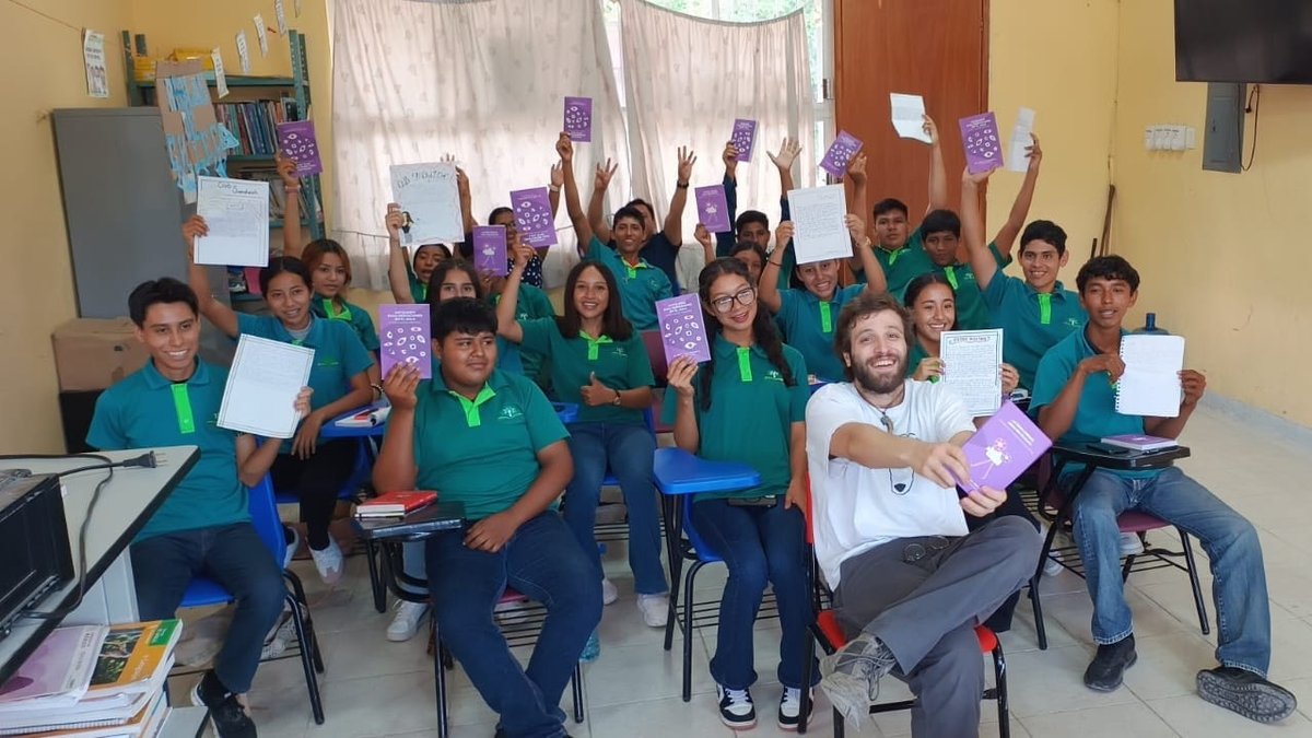 🎬 #Cine | Roberto Fiesco, Luna Marán, Alicia Calderón, Lucio Giménez Cacho y Alejandro Guzmán imparten clases magistrales en las escuelas
popkinema.blogspot.com/2025/06/cine_1…