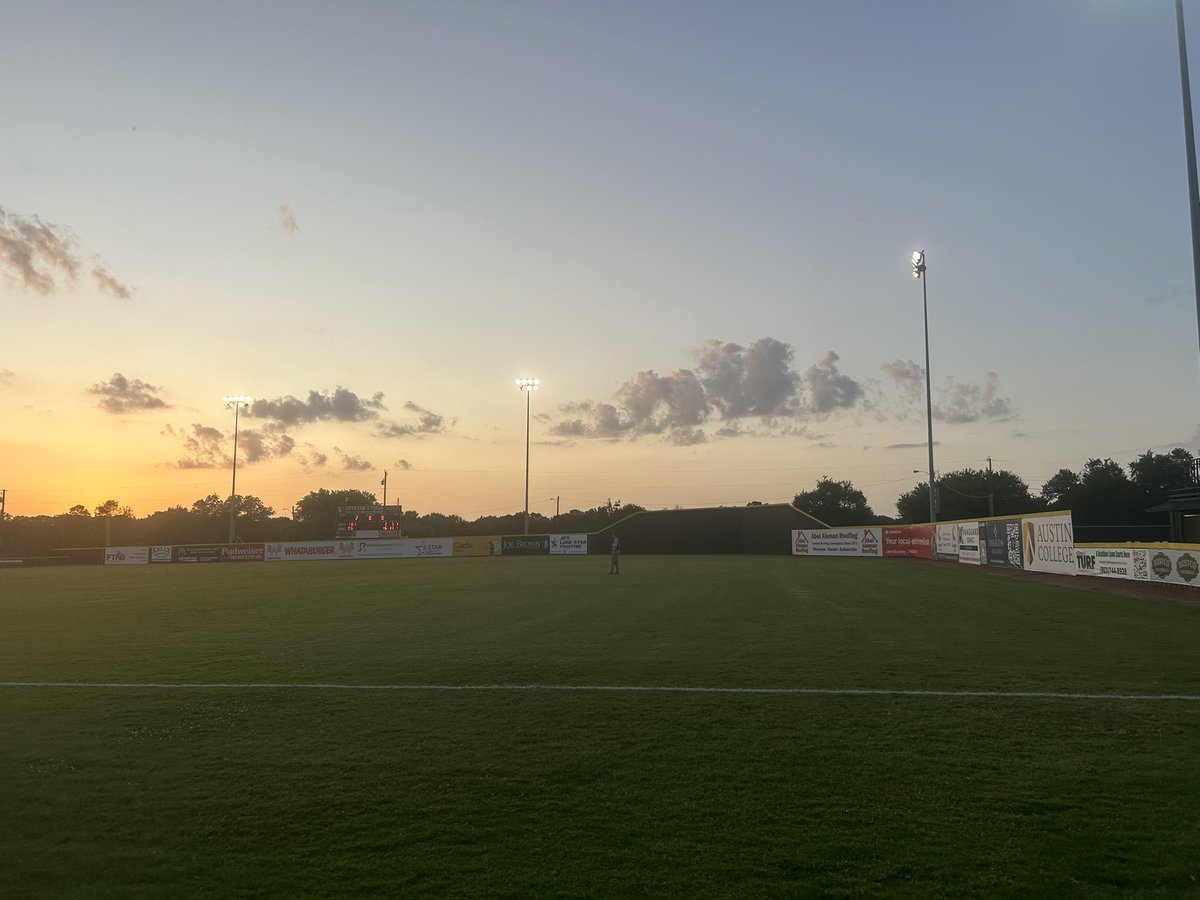 Justin Aaron tweet media