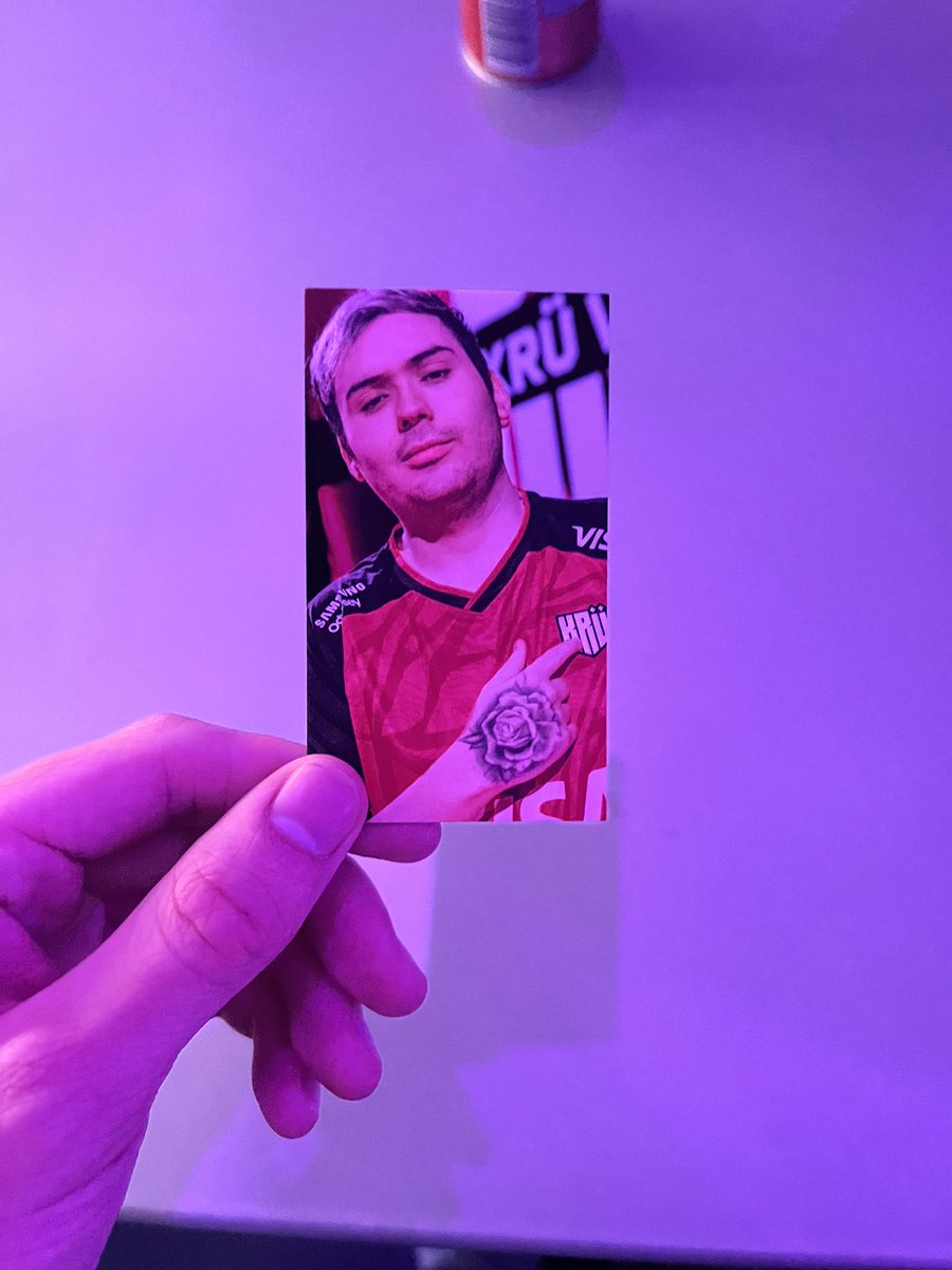 .<a href="/keznitdeuS/">KRÜ keznitdeuS</a> i got your card!!!
