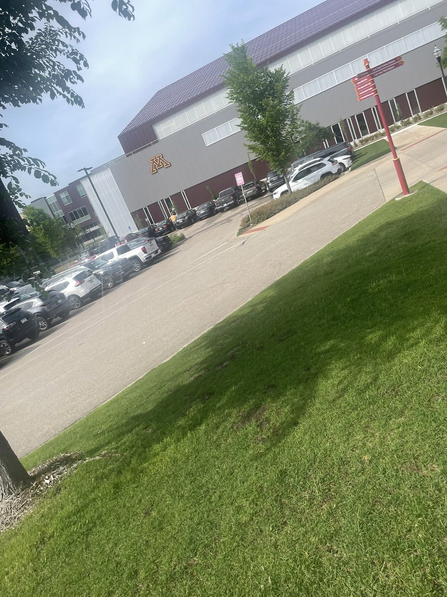 Shadgeorge8's tweet image. Had a great camp @GopherFootball hope to keep in touch!@CoachNJ_Monroe @Coach_DCollins